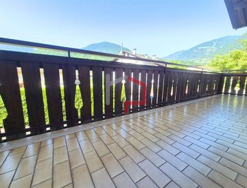 Terrazza - Trilocale in Vendita in Via Bolzano a Lana