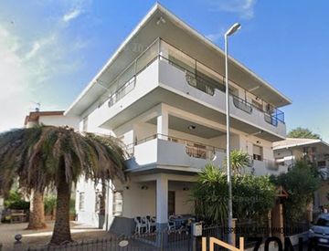 Facciata - Trilocale in Vendita in Via Arno 71 a Alba Adriatica