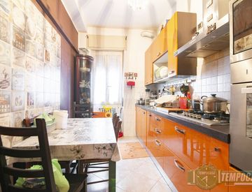 Cucina - Bilocale in Vendita in Via Ugo Foscolo 9 a Sesto San Giovanni