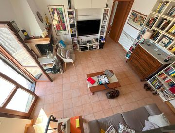 Foto 1 di 66 - Attico, mansarda in Vendita in Via Verginia Tonelli a Roma