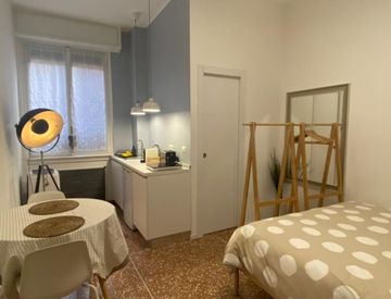 Camera da letto - Monolocale in Affitto in Via Francesco Martinengo a Milano