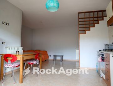 Soggiorno - Quadrilocale in Vendita in Via Martiri di Nassirya a San Floro