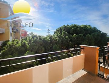 Terrazza - Trilocale in Vendita in Viale Europa a San Bartolomeo al Mare