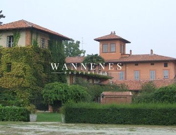 Foto 1 di 33 - Villa in Vendita in Strada senza nome a Moncrivello
