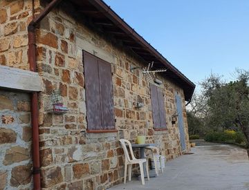 Foto 1 di 23 - Casa indipendente in Vendita in Località venoxi a Isolabona