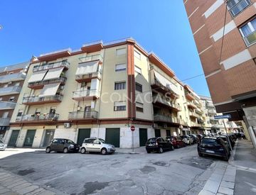 Foto 1 di 34 - Quadrilocale in Vendita in Via Pasubio a Andria