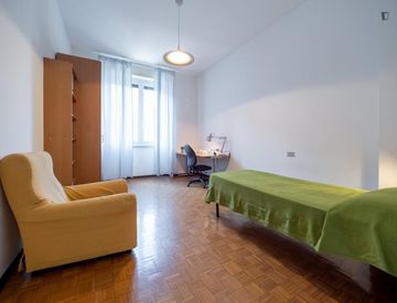 Camera da letto - Stanza in Affitto in Viale Bligny a Milano