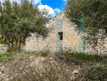 Foto 1 di 28 - Rustico, casale in Vendita in zona Modica Alta a Modica