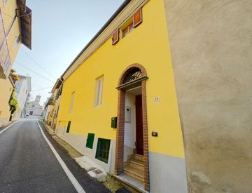Facciata - Casa indipendente in Vendita in Via Vicinato 25 a Odalengo Piccolo