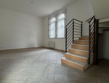 Foto 1 di 31 - Ufficio in Affitto in Viale della Libertà a Forlì