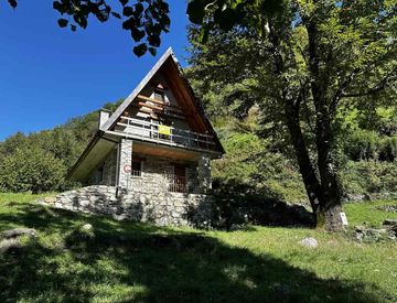 Foto 1 di 37 - Villa in Vendita in CERVAROLO a Varallo