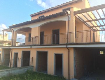 Facciata - Villa in Vendita in zona Paparano a Vitorchiano