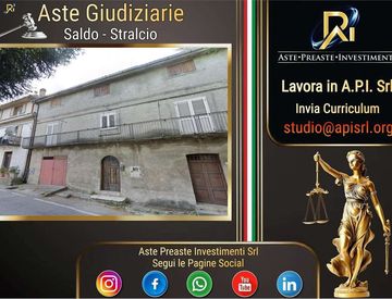 Foto 1 di 36 - Appartamento in Vendita in Via Nazionale 4 a Petronà