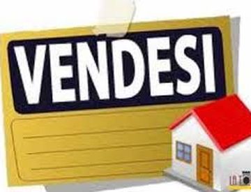 Foto 1 di 5 - Casa indipendente in Vendita in Via Luigi Settembrini a Reggio Emilia
