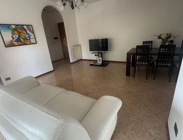 Soggiorno - Trilocale in Vendita in Via Galileo Ferraris a Binasco