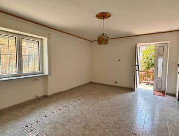 Stanza - Appartamento in Vendita in Largo La Loggia a Sant'Arcangelo Trimonte
