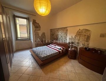 Camera da letto - Bilocale in Vendita in Via Guglielmo Marconi a Azzate