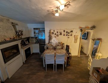 Soggiorno - Casa bifamiliare, trifamiliare in Vendita in Via Iola 13 a Gemmano