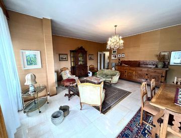 Sala - Trilocale in Vendita in Corso Libertà a Vercelli