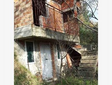 Facciata - Rustico, casale in Vendita in Via Cardini 34 a Casarza Ligure