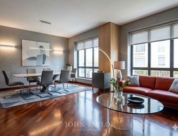 Soggiorno - Appartamento in Vendita in Via Giuseppe Frua a Milano