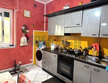 Cucina - Quadrilocale in Vendita in Via Sant'Agata a Imperia