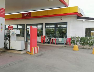 Foto 1 di 1 - Attività commerciale in Vendita in Viale Alfredo Belluomini a Viareggio