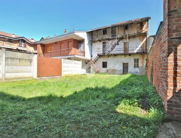 Foto 1 di 12 - Rustico, casale in Vendita in Via Teodoro Accio 5 a Borgo d'Ale