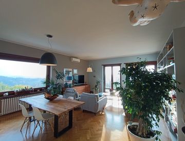 Soggiorno - Villa in Vendita in Frazione Cortanieto 73 a Montiglio Monferrato