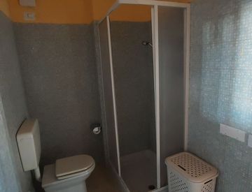 Bagno - Monolocale in Vendita in Via Michelangelo 10 a Crescentino