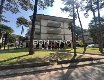 Vista - Locale commerciale in Vendita in Raggio dei Canestrei 1 B a Lignano Sabbiadoro