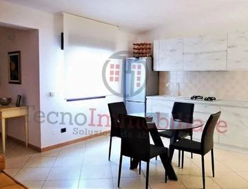 Soggiorno - Attico, mansarda in Vendita in Via Duca d'Aosta 278 a Vittoria