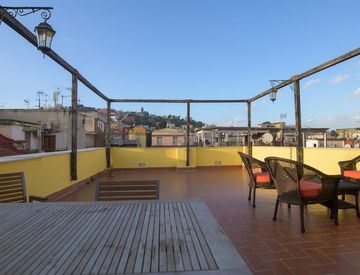 Terrazza - Attico, mansarda in Affitto in Via Peppino de Filippo 45 a Napoli