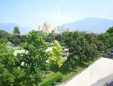 Giardino - Trilocale in Vendita in Via Resia a Bolzano