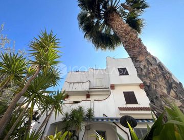 Facciata - Casa bifamiliare, trifamiliare in Vendita in Via Luigi Einaudi a Campomarino