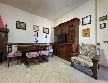 Soggiorno - Quadrilocale in Vendita in Via Augusto Persichetti 120 a Roma