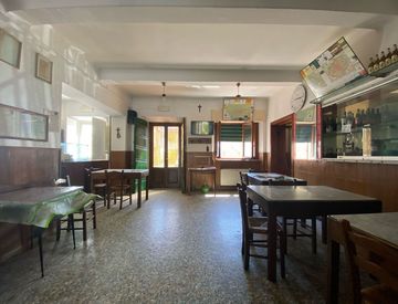 Foto 1 di 17 - Ristorante in Vendita in Via Lombarda Lammari 172 a Capannori