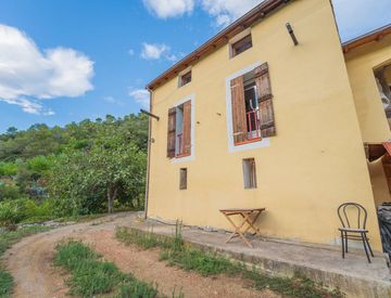 Foto 1 di 22 - Casa indipendente in Vendita in Strada Vicinale Rebaudun a Dolceacqua