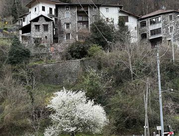 Foto 1 di 27 - Rustico, casale in Vendita in Morca a Varallo