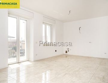 Stanza - Quadrilocale in Vendita in Via I Maggio a Zevio