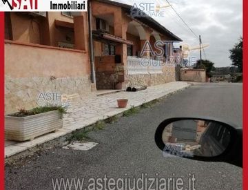 Facciata - Appartamento in Vendita in Via dei Mirabilis 8 a Ardea