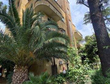 Facciata - Attico, mansarda in Vendita in Via dei Silvestrini a Roma