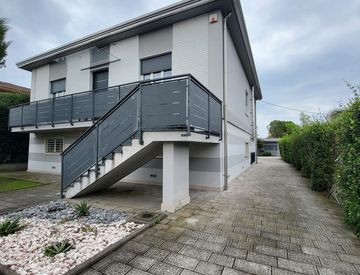 Facciata - Villa in Vendita in Via Ignazio Zanini a Rosolina