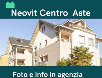 Facciata - Appartamento in Vendita in Via Ancona a Macerata