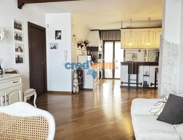 Soggiorno - Trilocale in Vendita in Via Papa Pio X 82 a Bisceglie