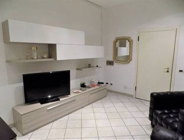 Soggiorno - Quadrilocale in Affitto in Via del Borgo di San Pietro a Bologna