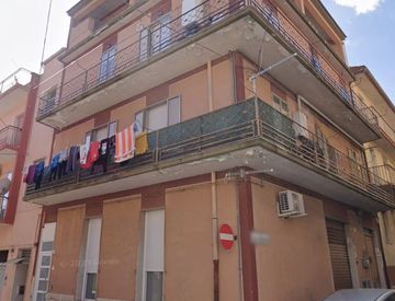 Foto 1 di 6 - Quadrilocale in Vendita in Via Giambattista Odierna 472 a Ragusa