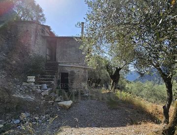 Giardino - Rustico, casale in Vendita in Località Para a Airole