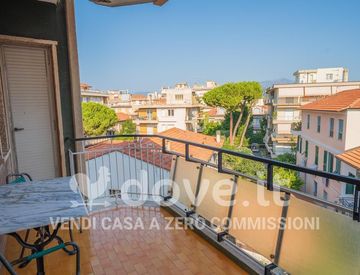 Foto 1 di 17 - Monolocale in Vendita in Via Regina Margherita a Bordighera
