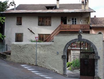 Foto 1 di 11 - Casa indipendente in Vendita in Katharina Weg 2 a Caldaro sulla strada del vino